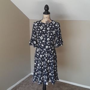 🥳HPx2🥳 Brooks Brothers Classic Navy Floral Dress